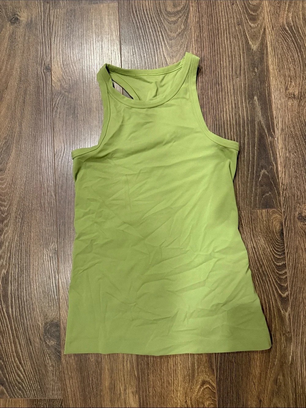 Women’s Sleeveless Tank Top in Light Green